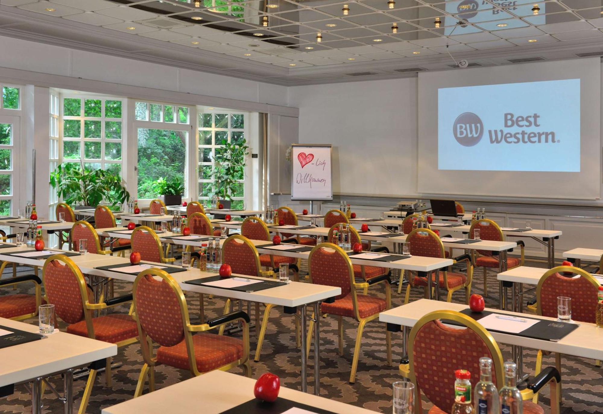 Best Western Hotel Der Foehrenhof Hannover Exterior photo