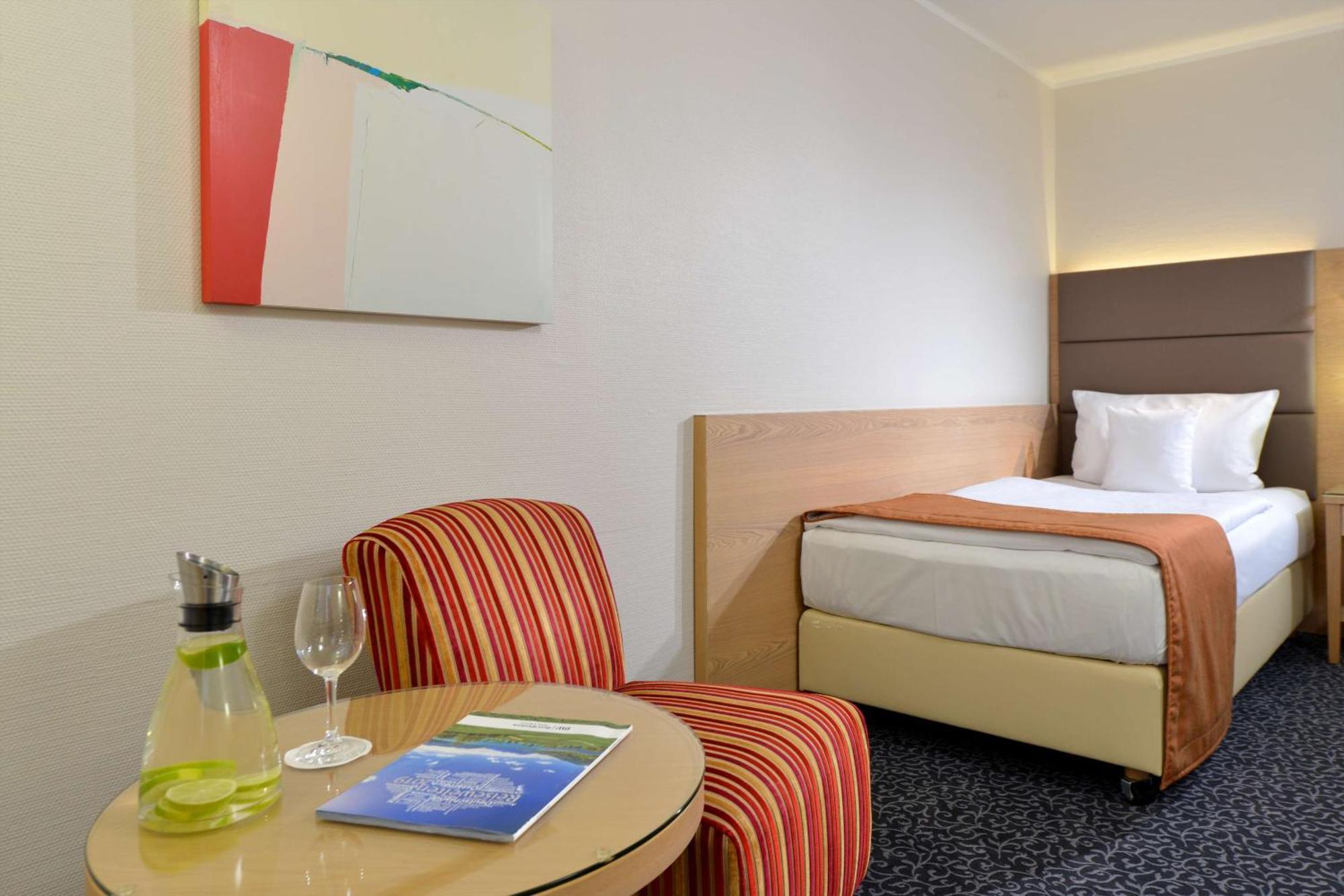 Best Western Hotel Der Foehrenhof Hannover Exterior photo